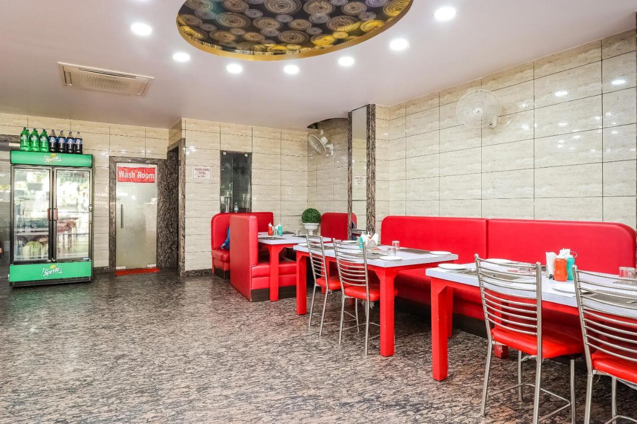 Oyo 61050 S S K Continental Hotell Juhi Bari Eksteriør bilde